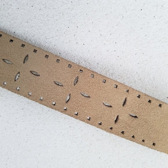 1980's New York & Comapny Wide Tan Suede Belt - Picture 6 of 7